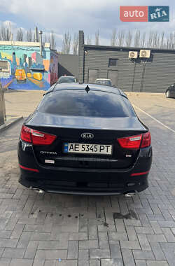 Седан Kia Optima 2014 в 
