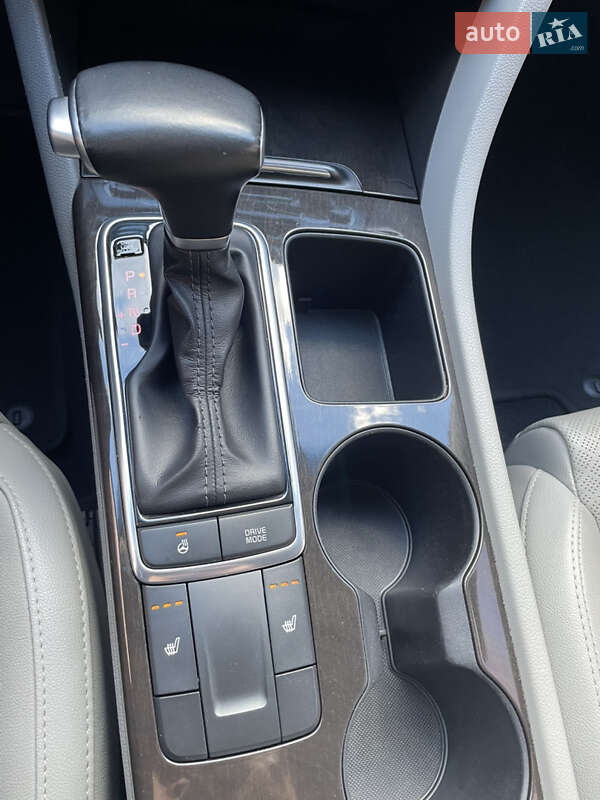 Седан Kia Optima 2016 в Одесі