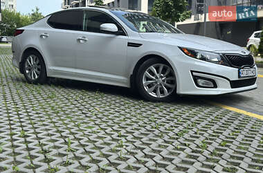 Седан Kia Optima 2013 в 