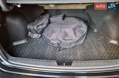 Седан Kia Optima 2014 в 