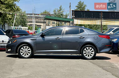 Седан Kia Optima 2015 в 