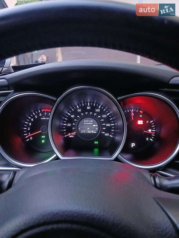 Седан Kia Optima 2014 в Виннице