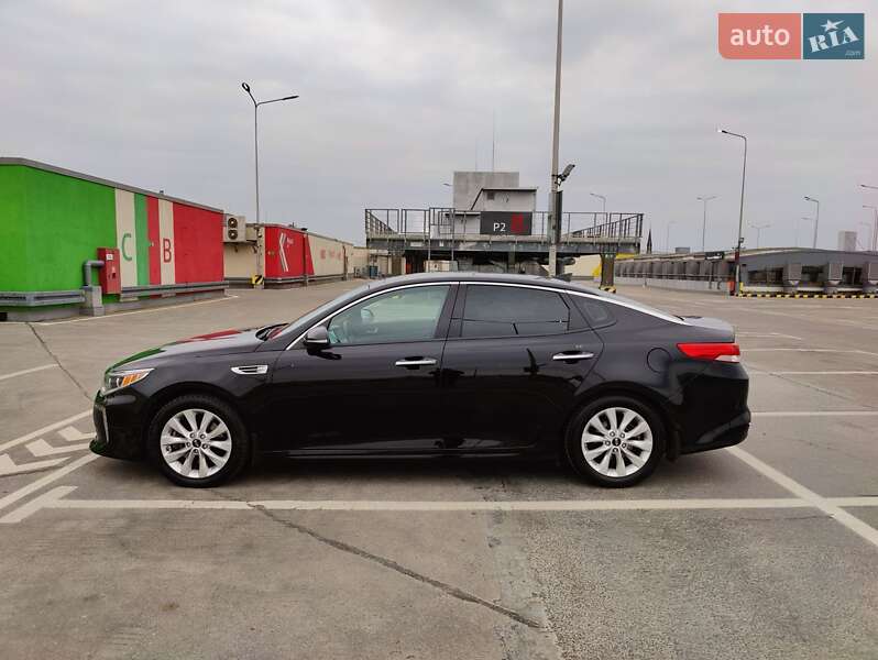 Седан Kia Optima 2017 в Львове