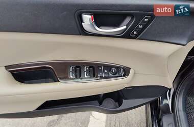 Седан Kia Optima 2017 в 