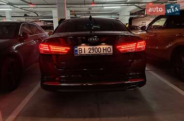Седан Kia Optima 2017 в 