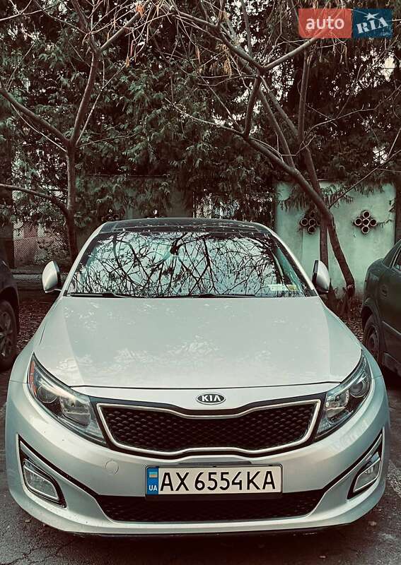 Седан Kia Optima 2013 в 