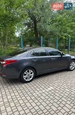 Седан Kia Optima 2012 в Ивано-Франковске