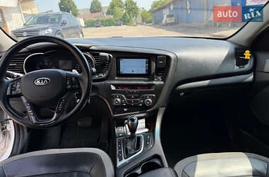 Седан Kia Optima 2012 в 