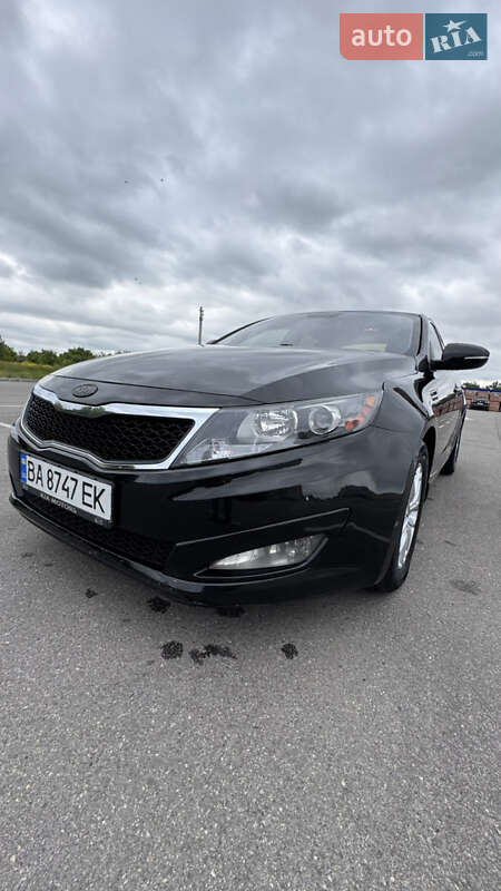 Седан Kia Optima 2013 в Кропивницком