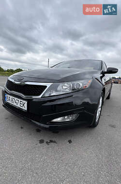 Седан Kia Optima 2013 в 