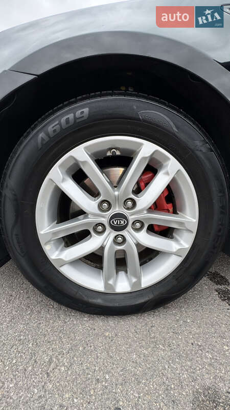 Седан Kia Optima 2013 в Кропивницком