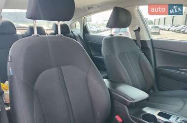 Седан Kia Optima 2017 в 