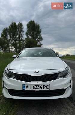 Седан Kia Optima 2016 в 