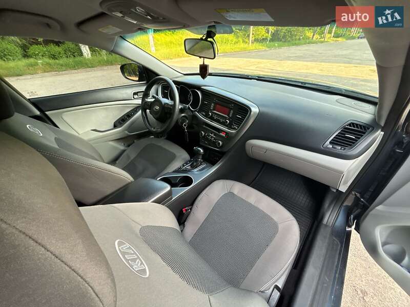 Седан Kia Optima 2014 в Запорожье