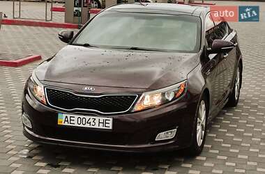 Седан Kia Optima 2015 в Полтаве