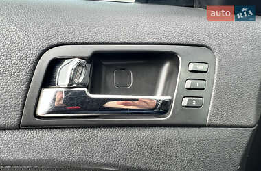 Седан Kia Optima 2012 в 