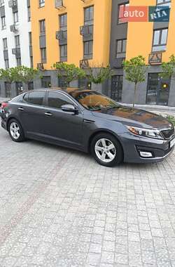Седан Kia Optima 2015 в 
