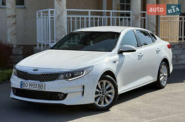 Седан Kia Optima 2017 в Тернополі
