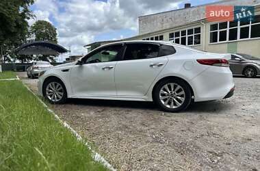 Седан Kia Optima 2016 в Дубно