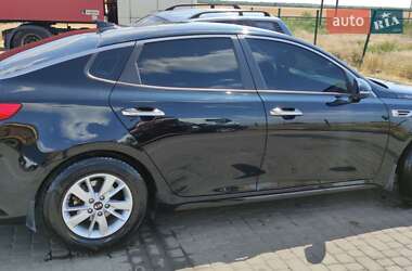 Седан Kia Optima 2017 в Павлограді