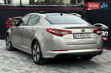 Седан Kia Optima 2013 в 