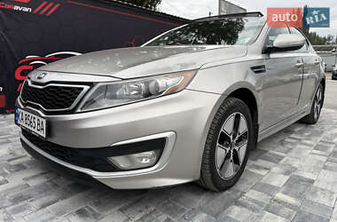 Седан Kia Optima 2013 в 