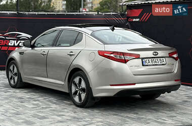 Седан Kia Optima 2013 в 