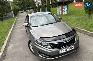Седан Kia Optima 2012 в 