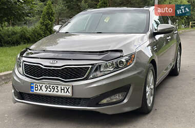 Седан Kia Optima 2012 в 