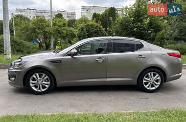 Седан Kia Optima 2012 в 