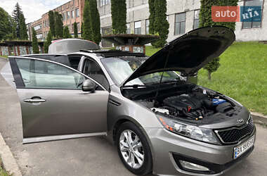 Седан Kia Optima 2012 в 