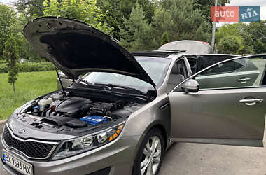 Седан Kia Optima 2012 в 