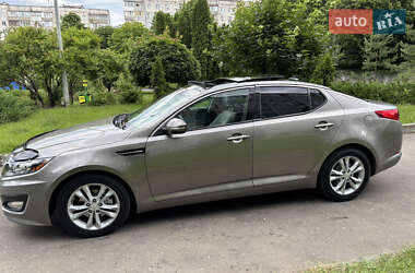 Седан Kia Optima 2012 в 