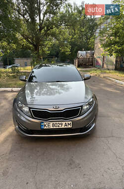 Седан Kia Optima 2013 в Кривом Роге