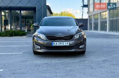 Седан Kia Optima 2013 в Полтаве
