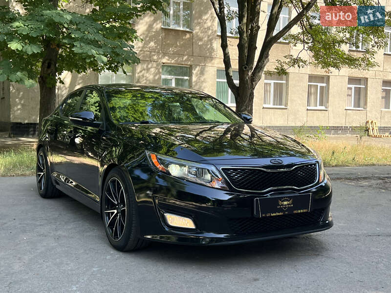 Седан Kia Optima 2014 в Одесі