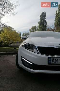 Седан Kia Optima 2011 в 