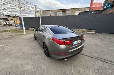 Седан Kia Optima 2015 в 