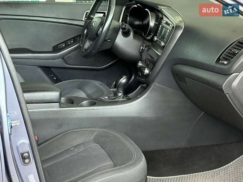 Седан Kia Optima 2012 в Одесі
