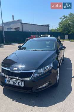 Седан Kia Optima 2012 в Киеве
