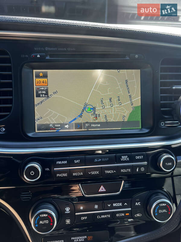 Седан Kia Optima 2014 в Житомире