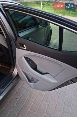 Седан Kia Optima 2014 в 
