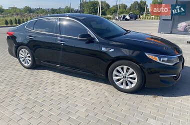 Седан Kia Optima 2016 в Золочеве