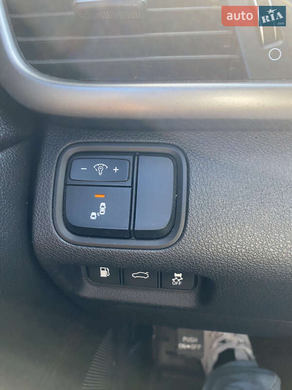 Седан Kia Optima 2017 в Житомире