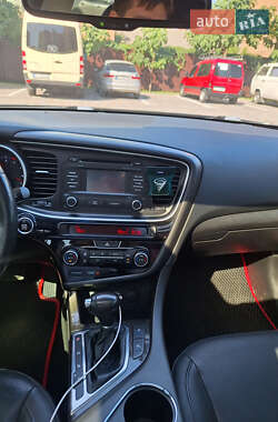 Седан Kia Optima 2015 в 