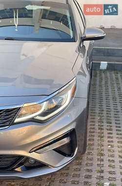 Седан Kia Optima 2018 в 