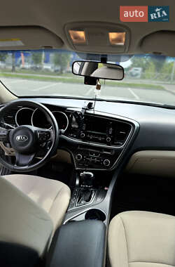Седан Kia Optima 2015 в Хмельницком