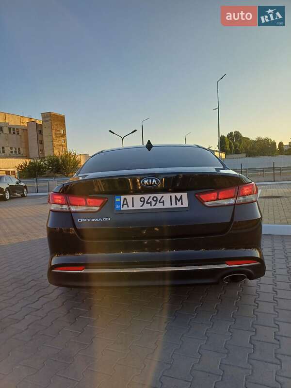 Седан Kia Optima 2017 в Києві