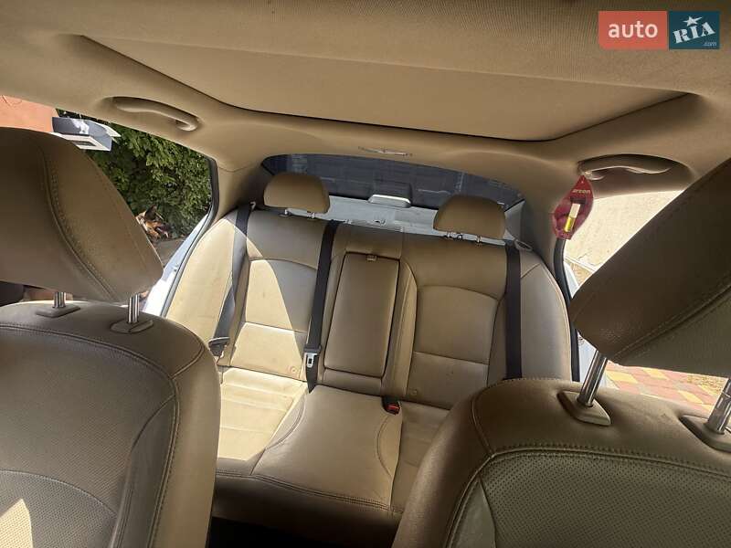 Седан Kia Optima 2013 в Харькове