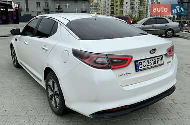 Седан Kia Optima 2014 в 
